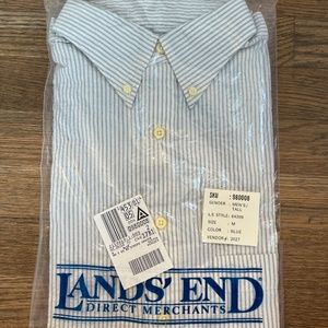 NWT Lands' End Medium Blue Sear Sucker Button Down Long Sleeve